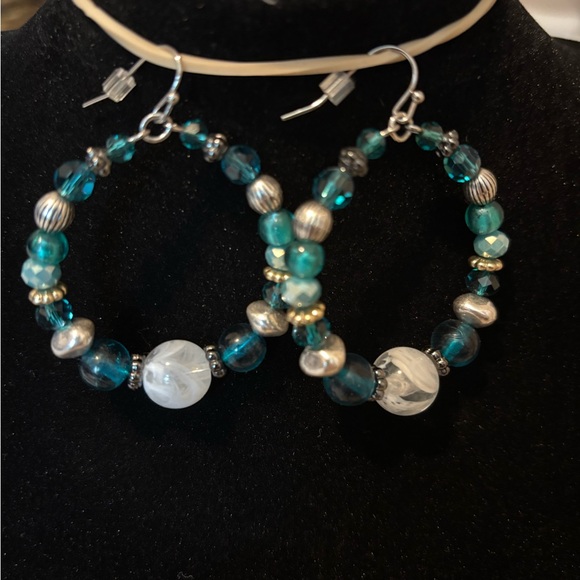 Beautiful turquoise crystal hoop earrings. Excellent condition. - Picture 4 of 4